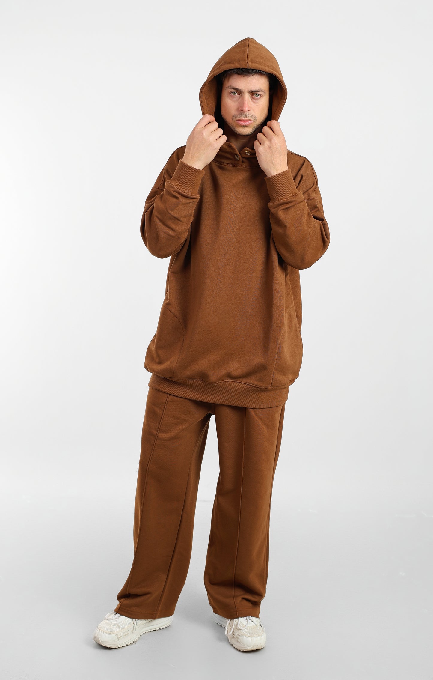 سويت شيرت نسائي باللون الأزرق الداكن