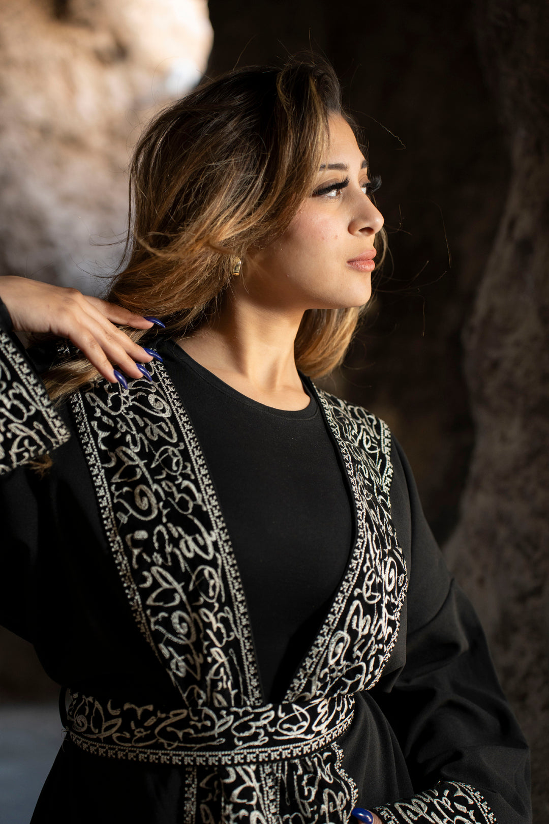 ARABESQUE CHARM KUFTAN: (Comes with headscarf & Belt)